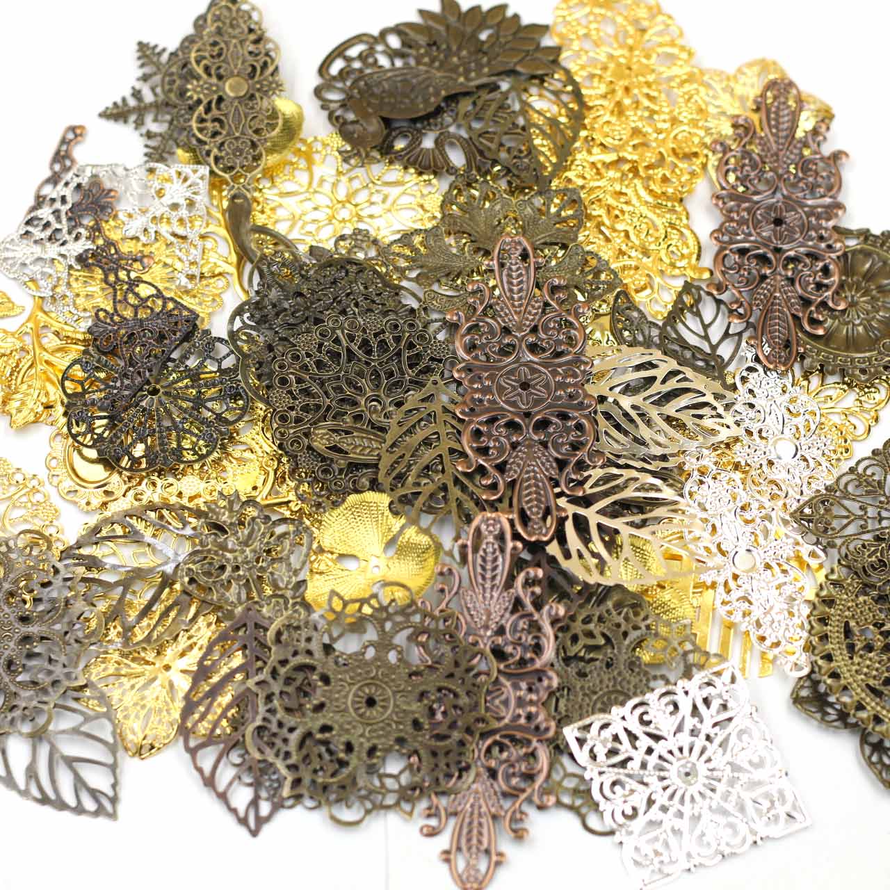 Craft Embellishments - Embellishments ตัวเชื่อมต่อสุ่มผสมสามเหลี่ยมดอกไม้รูปแบบ Filigree Wraps โลหะผสมหัตถกรรมเครื่องประดับ DIY