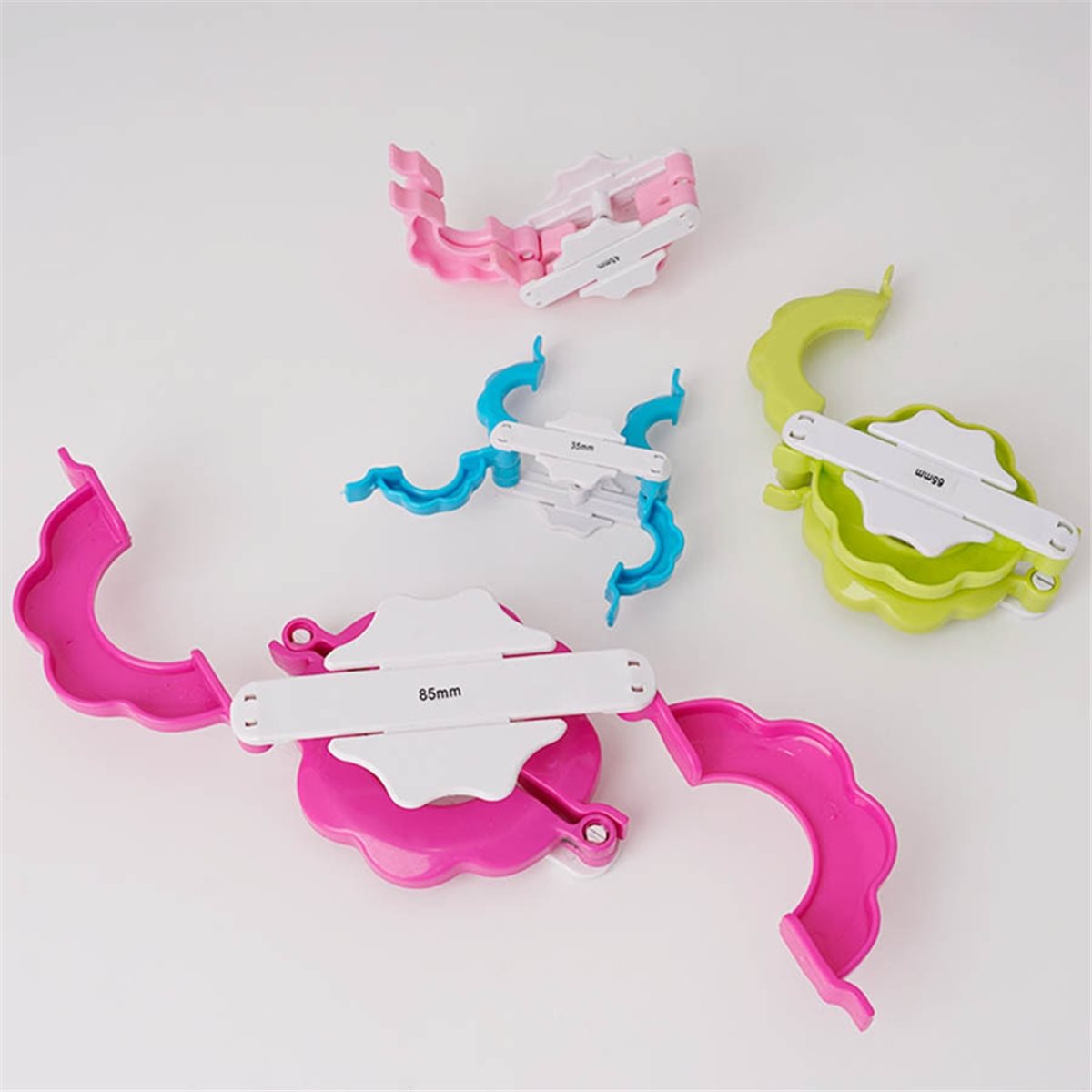 เครื่องทำปอมปอม 4 ขนาด ยอดขายด - Pom Pom Maker Tool บทวิจารณ์และราคา