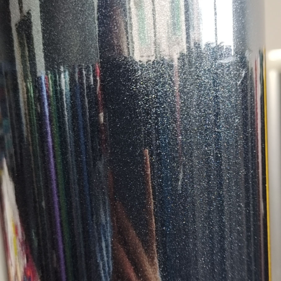 ฟิล์มไวนิลเคลือบเงาสีดำขาวประก - Glitter Vinyl Roll บทวิจารณ์และราคา
