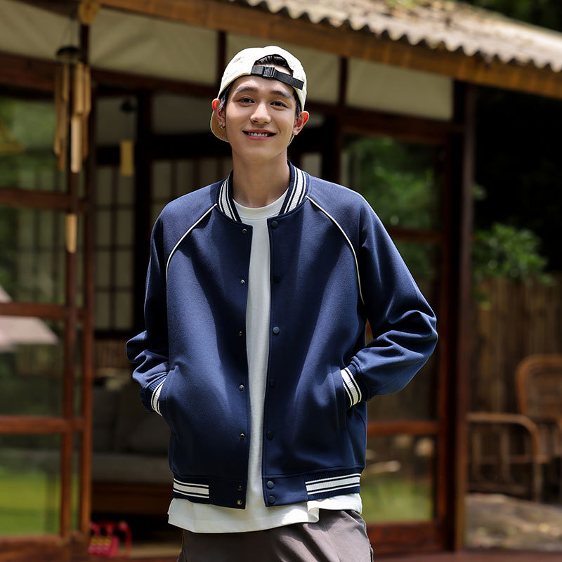 เสื้อแจ็คเก็ตเบสบอลสำหรับผู้หญ - Sequin Fabric Panel บทวิจารณ์และราคา